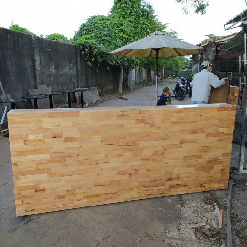 Quầy Gỗ Ghép Mới 90 %