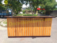 Quầy Bar Lớn Mặt Đá