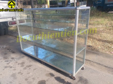 Tủ Kính Có Bánh Xe