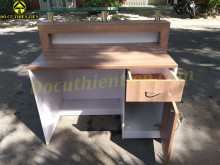 Quầy Bar Nâu Trắng Nhỏ