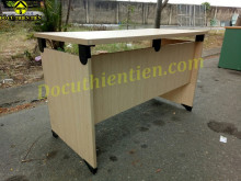 Bàn Làm Việc Hòa Phát