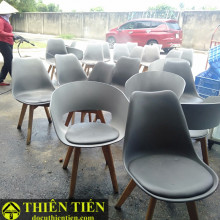 Ghế Nhựa Chân Gỗ Xám ( Sl Nhiều )