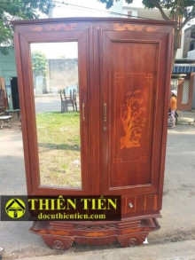 Tủ Áo Quần Xưa