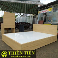 Giường Kem 1M6 Sang Trọng