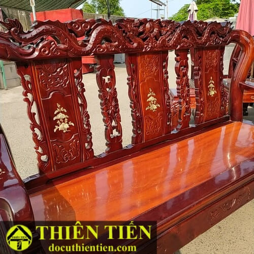 Salon Rồng Tay Lớn